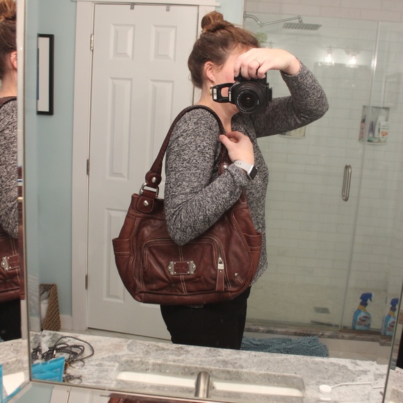 B. Makowsky Large Leather Bag - Picture 5 of 7